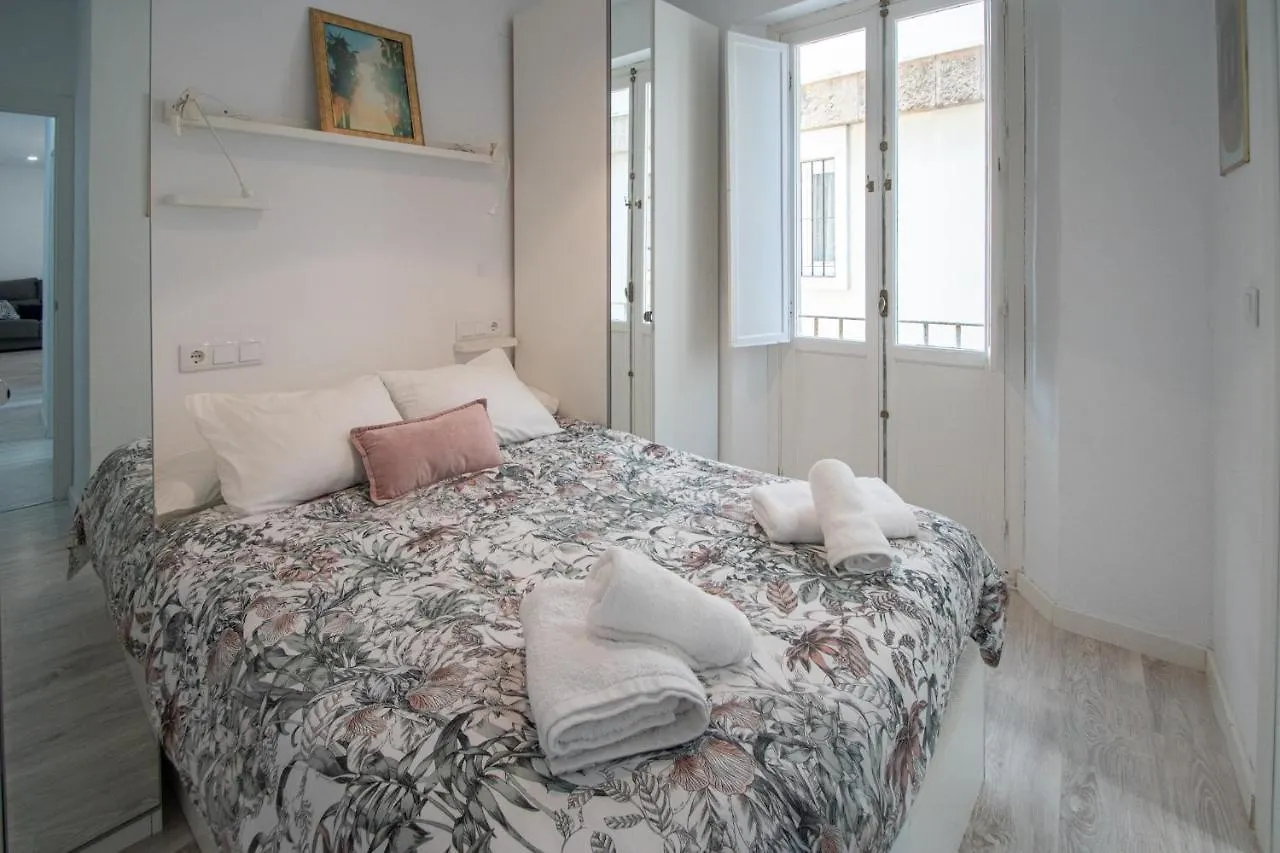 Apartamento Las Lectoras De Cadiz 0*,